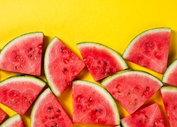 Alimentos que protegen tu piel en verano