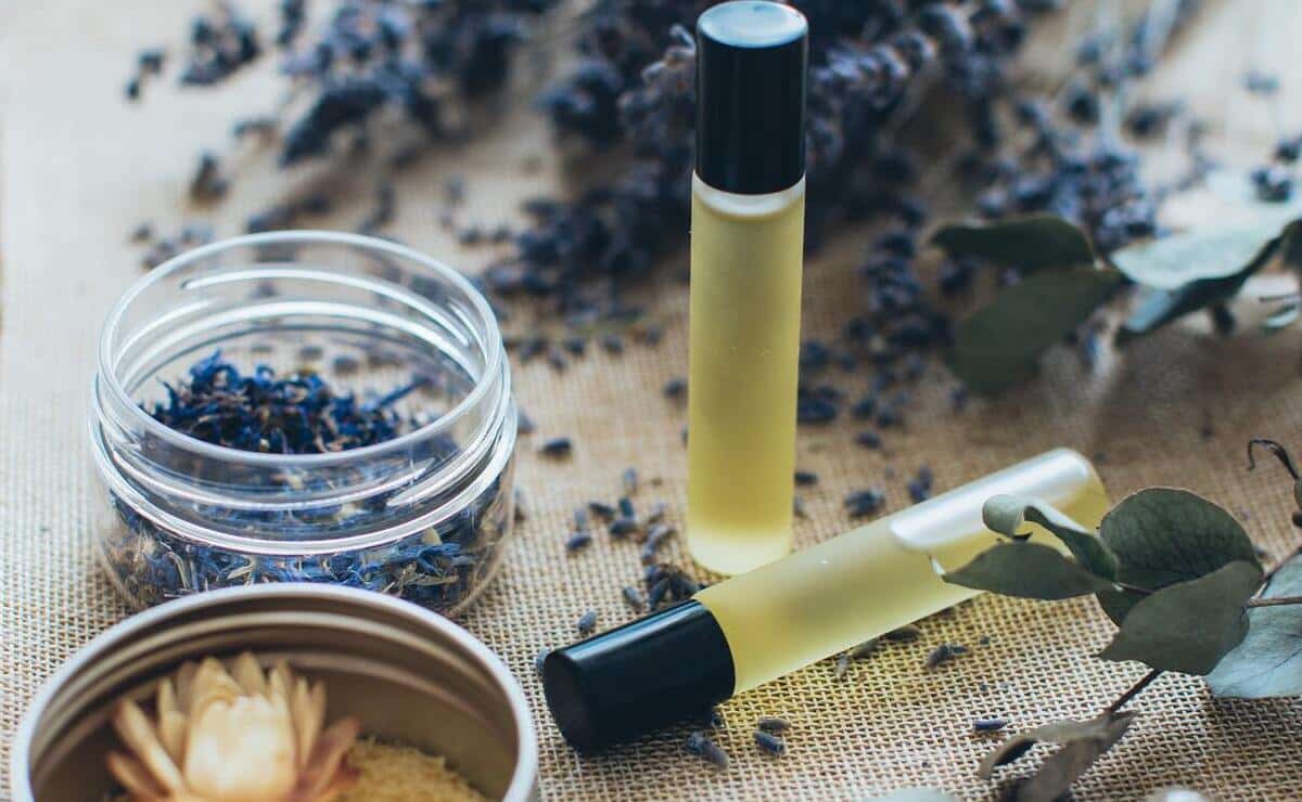 Libera el poder de la naturaleza: 7 ideas creativas para la aromaterapia en tus cosméticos